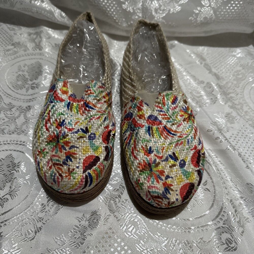 Women Shoe Xhono’bil